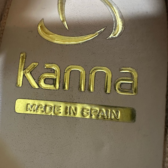 Kanna Women's Pink and Red Floral Espadrilles - Picture 3 of 6